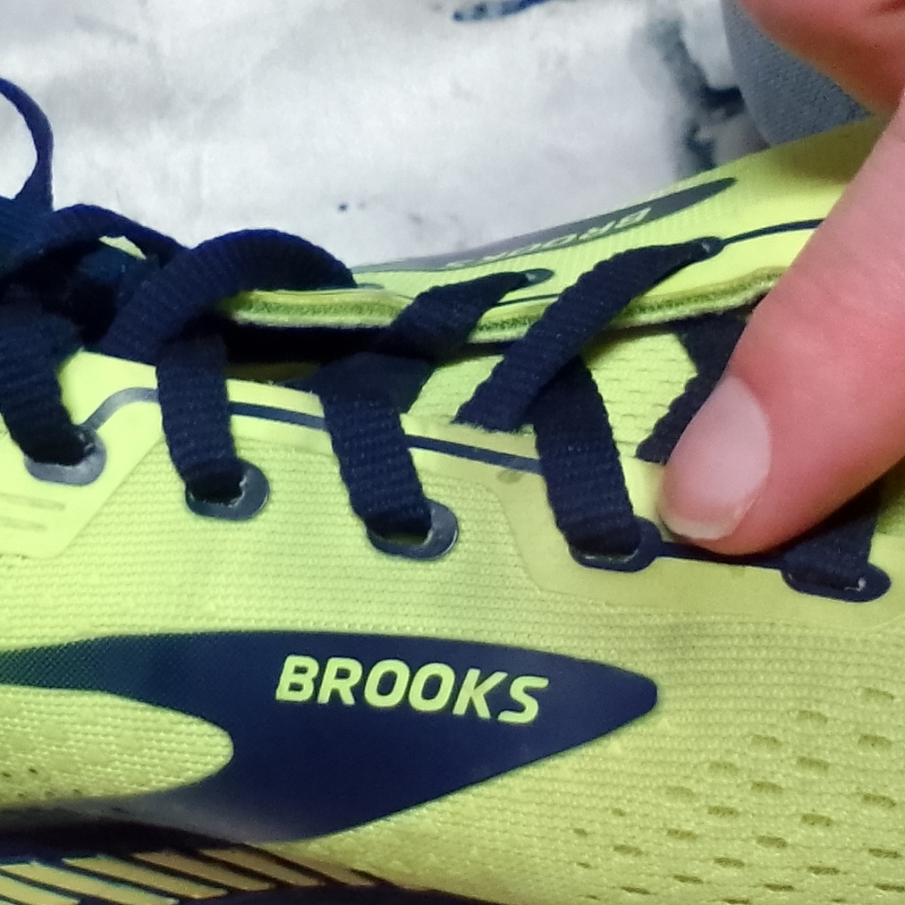 Brooks Men's Size 10.5 Bright Green And Navy Blue Athletic Running Shoes - Picture 5 of 7